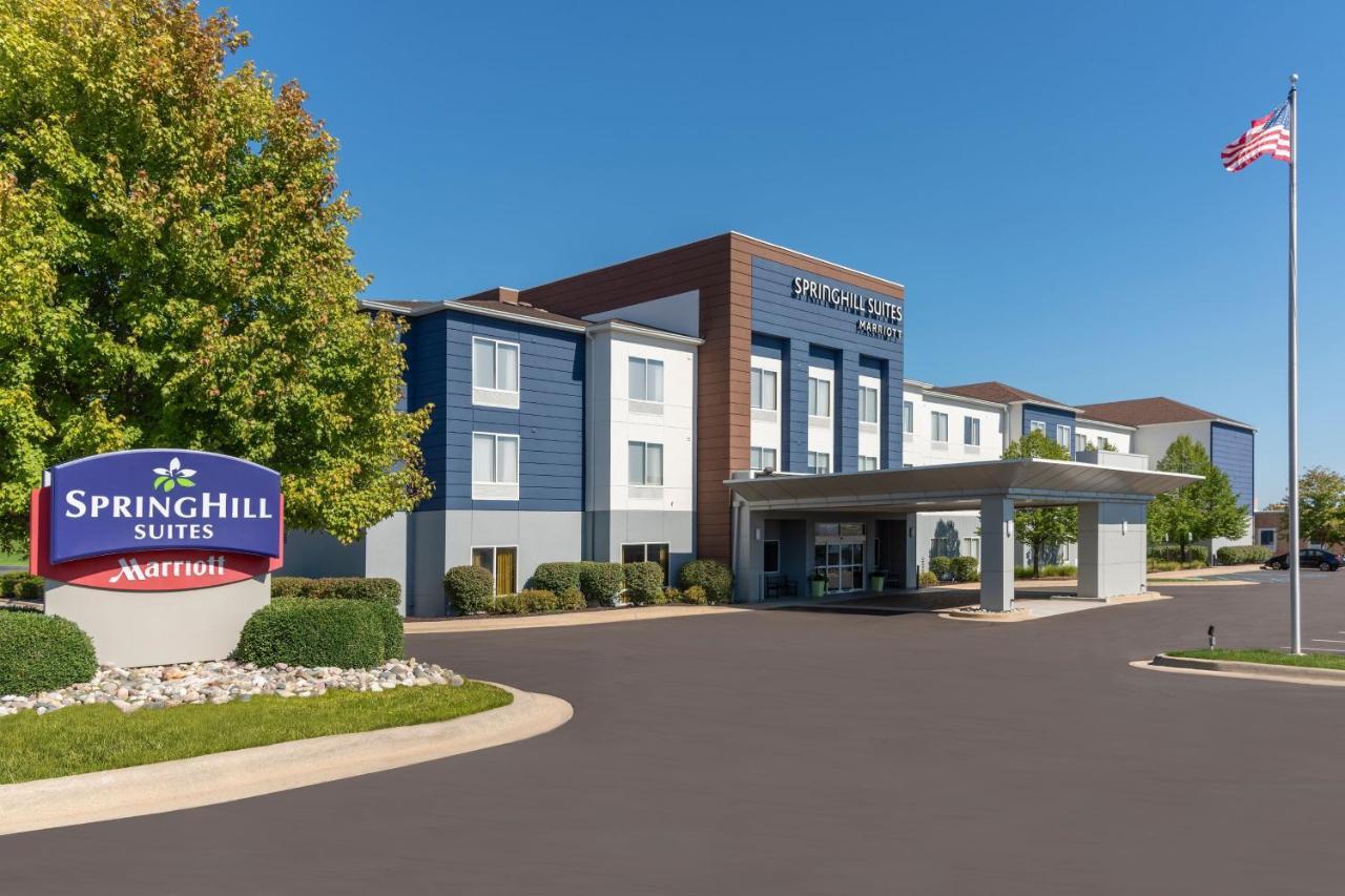 Springhill Suites Grand Rapids North Eksteriør billede