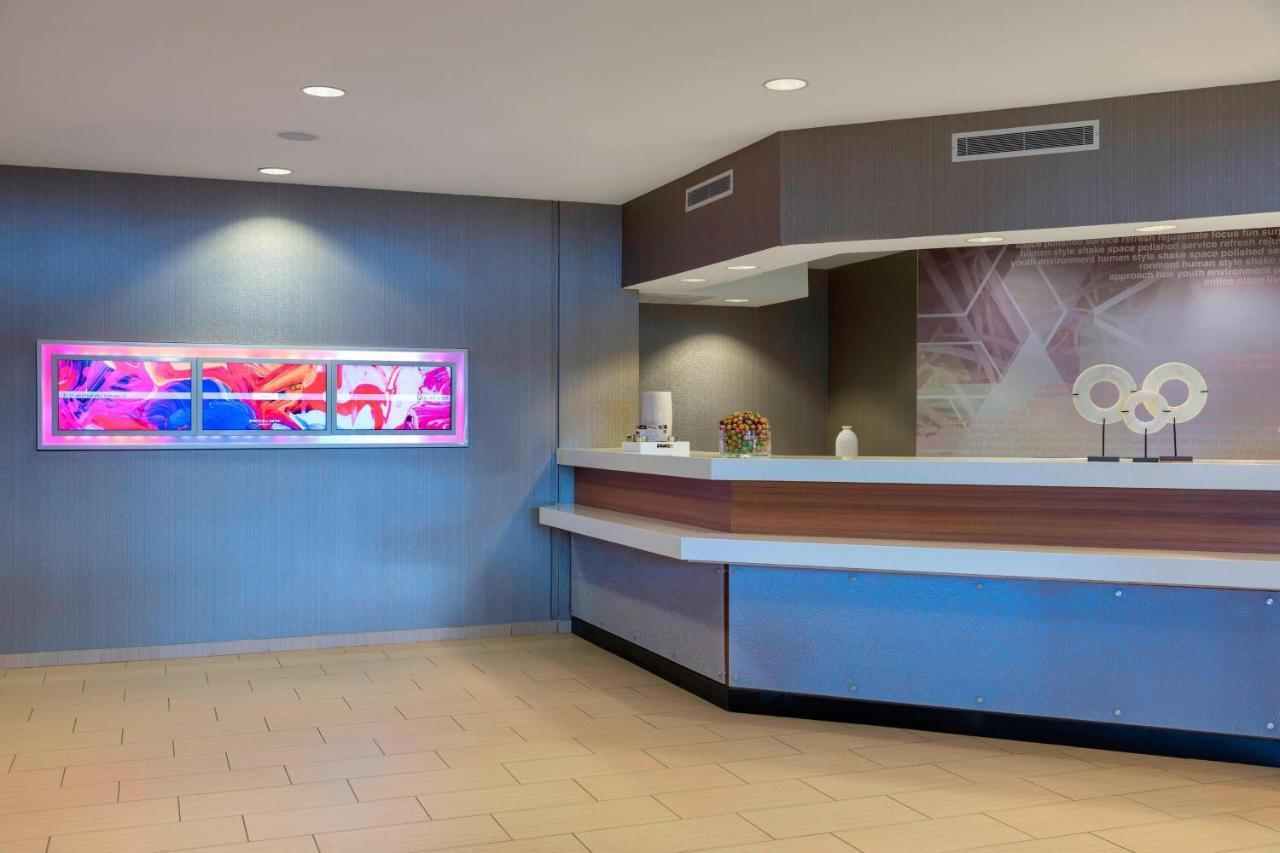 Springhill Suites Grand Rapids North Eksteriør billede
