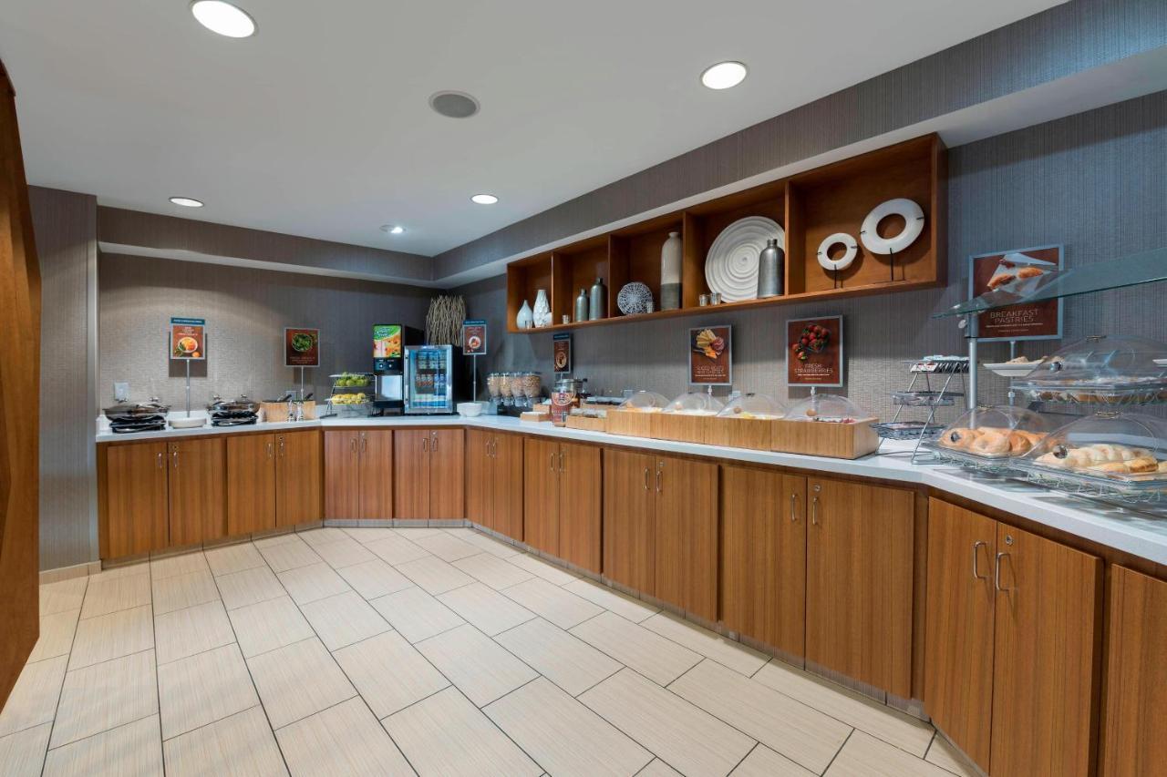 Springhill Suites Grand Rapids North Eksteriør billede