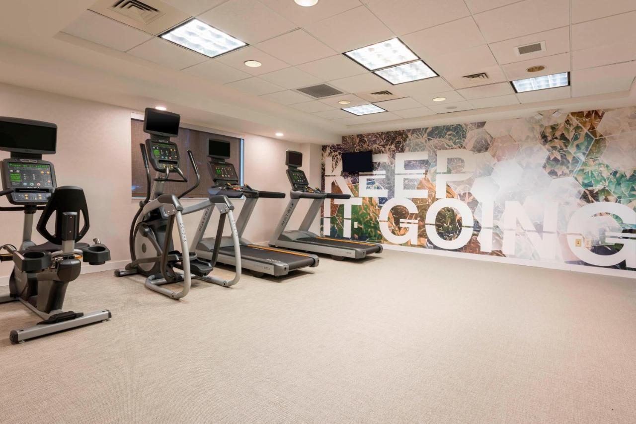 Springhill Suites Grand Rapids North Eksteriør billede