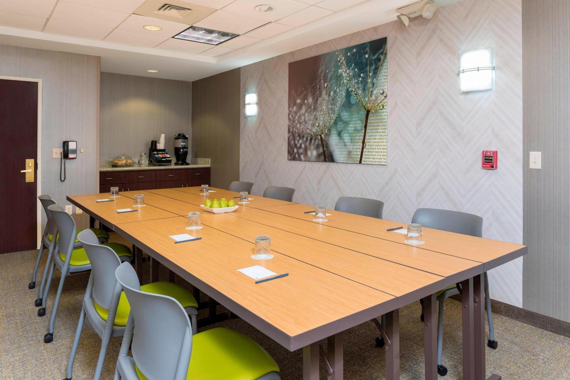 Springhill Suites Grand Rapids North Eksteriør billede