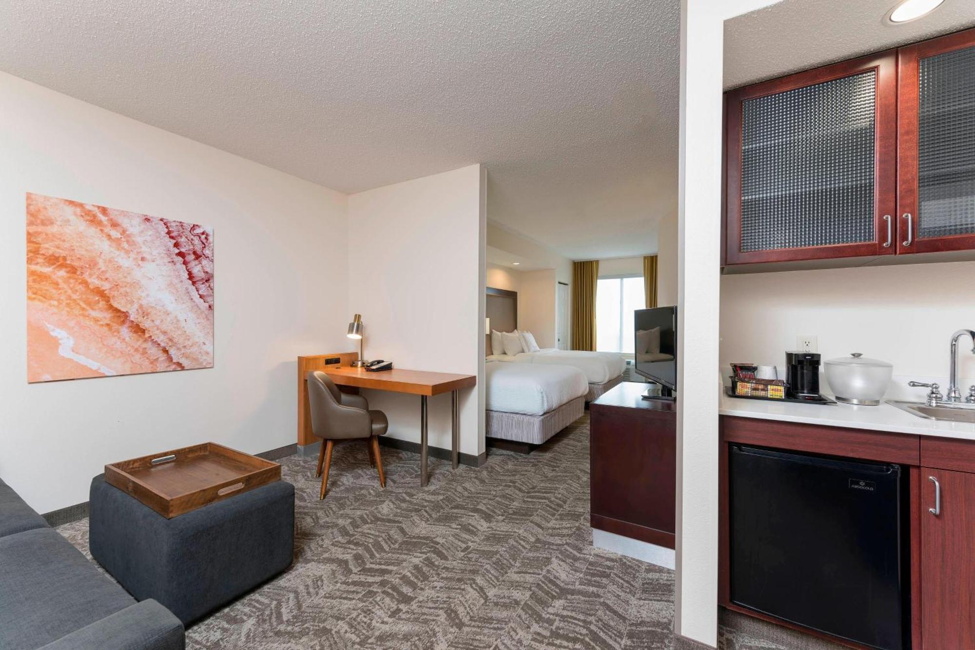 Springhill Suites Grand Rapids North Eksteriør billede