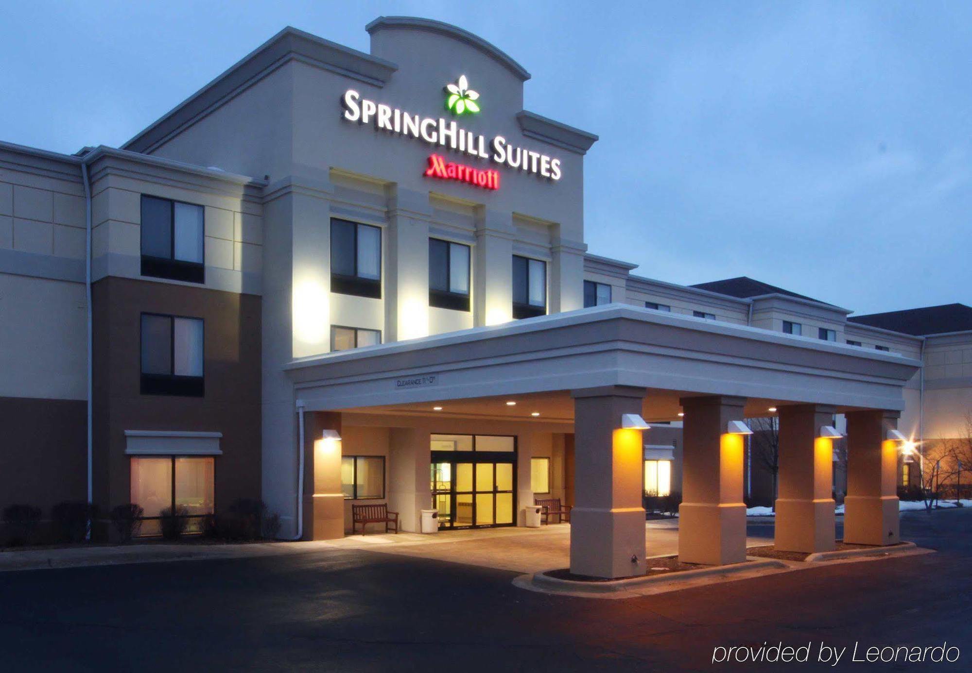 Springhill Suites Grand Rapids North Eksteriør billede