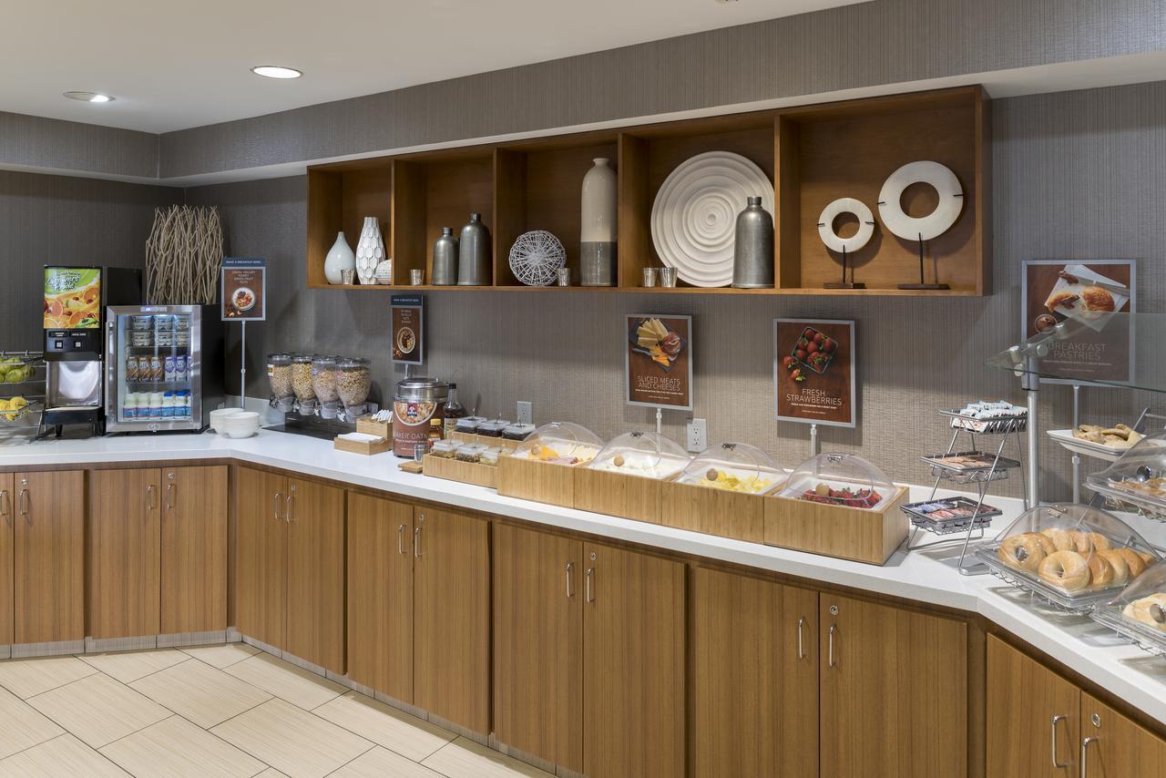 Springhill Suites Grand Rapids North Eksteriør billede