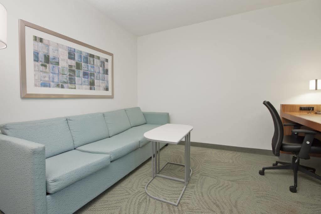 Springhill Suites Grand Rapids North Eksteriør billede