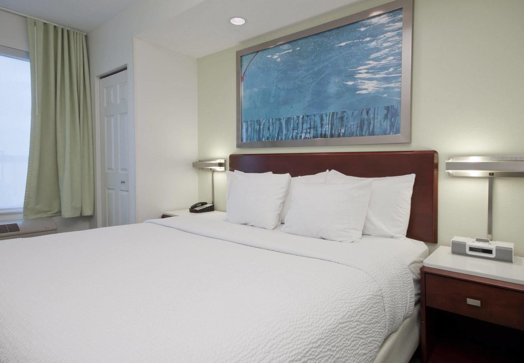 Springhill Suites Grand Rapids North Eksteriør billede